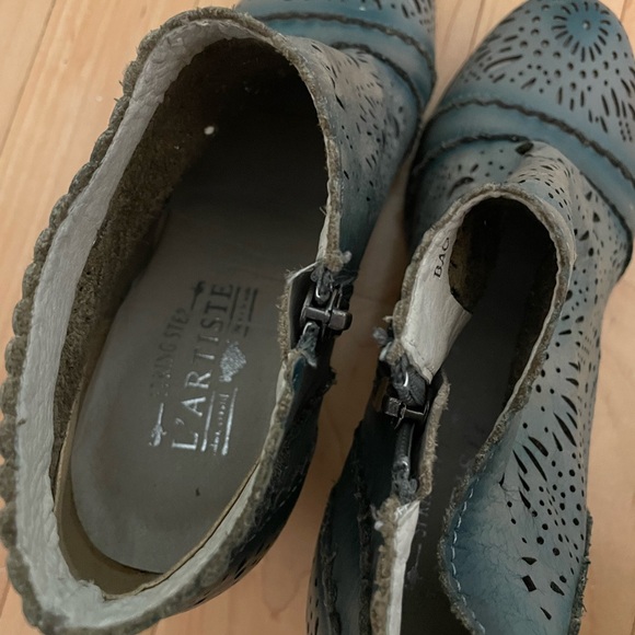 Women’s Heeled Booties - Picture 5 of 5